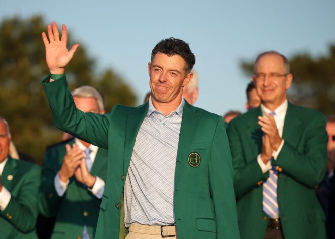 El saco verde le sienta bien a Rory McIlroy, bicampeón del Masters: “Tal vez las cosas buenas les llegan a los que saben esperar” El saco verde le sienta bien a Rory McIlroy, bicampeón del Masters: “Tal vez las cosas buenas les llegan a los que saben esperar”