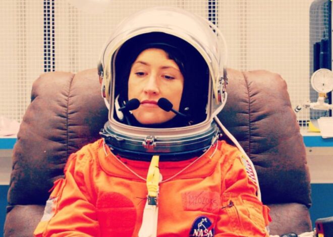 Christina Koch, astronauta de Artemis II: “Cada vez que me despertaba creía que estaba flotando” Christina Koch, astronauta de Artemis II: “Cada vez que me despertaba creía que estaba flotando”