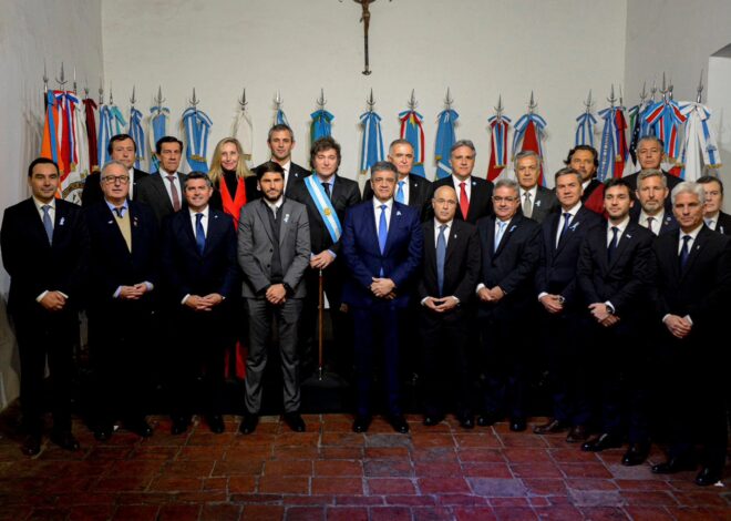 El Gobierno dispuso un anticipo financiero a 12 provincias por $400.000 millones
