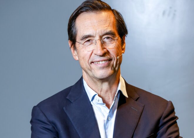 Mario Alonso Puig, médico: “La verdadera felicidad no está condicionada por factores externos o circunstancias cambiantes” Mario Alonso Puig, médico: “La verdadera felicidad no está condicionada por factores externos o circunstancias cambiantes”