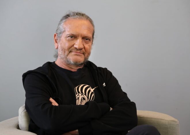 La reflexión de Platón sobre el propósito de la existencia: “Vamos en busca de un saber que no vamos a alcanzar” La reflexión de Platón sobre el propósito de la existencia: “Vamos en busca de un saber que no vamos a alcanzar”