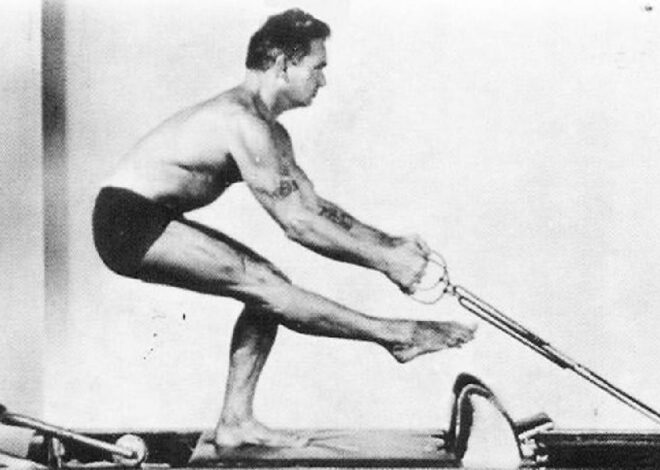Joseph Pilates, creador del método de entrenamiento: “Los hábitos incorrectos en el día a día son los responsables de la mayoría de las dolencias” Joseph Pilates, creador del método de entrenamiento: “Los hábitos incorrectos en el día a día son los responsables de la mayoría de las dolencias”
