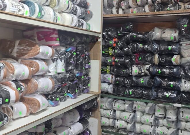Golpe al contrabando en Flores: secuestraron 5000 pares de zapatillas y mercadería apócrifa Golpe al contrabando en Flores: secuestraron 5000 pares de zapatillas y mercadería apócrifa