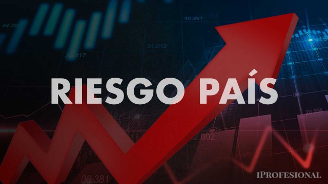 El riesgo país avanza hacia los 550 puntos y crece la incertidumbre financiera