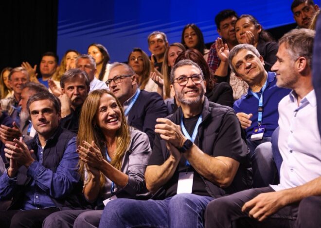 El peronismo federal se lanzó en Parque Norte y toma distancia de la interna entre Cristina y Kicillof