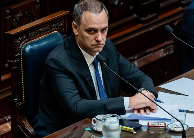 Caso Adorni, en vivo: qué se sabe del escándalo de la cascada y las reformas en su casa del country Caso Adorni, en vivo: qué se sabe del escándalo de la cascada y las reformas en su casa del country