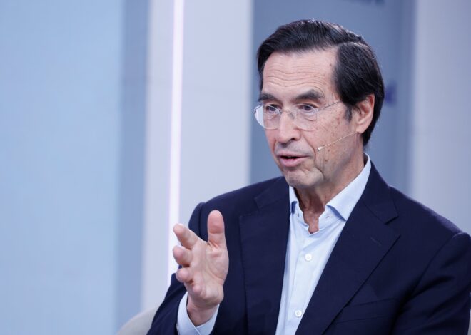 Mario Alonso Puig, médico: “La verdadera felicidad no está condicionada por factores externos o circunstancias cambiantes, sino que es un estado interno de paz y serenidad” Mario Alonso Puig, médico: “La verdadera felicidad no está condicionada por factores externos o circunstancias cambiantes, sino que es un estado interno de paz y serenidad”