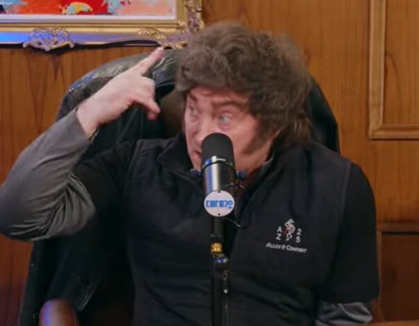 En medio del caso Adorni, Milei defendió al diputado del Tesla y pidió que los periodistas presenten su patrimonio En medio del caso Adorni, Milei defendió al diputado del Tesla y pidió que los periodistas presenten su patrimonio
