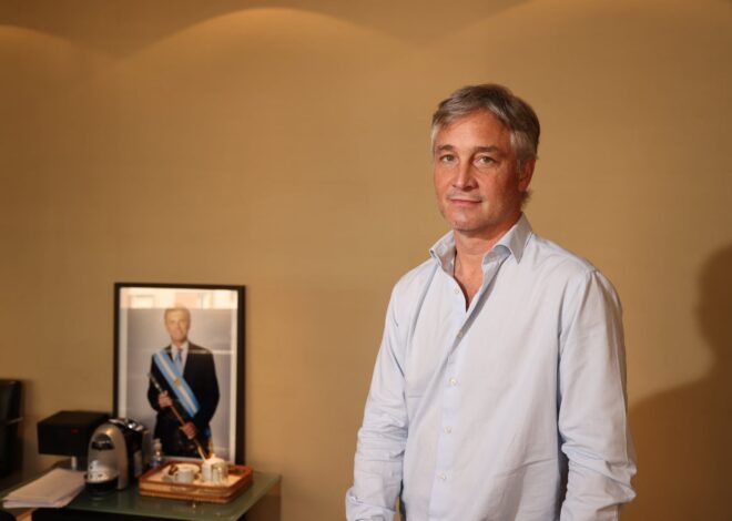El dirigente más cercano a Mauricio Macri le pidió a Patricia Bullrich que deje de “pasar de un partido a otro” El dirigente más cercano a Mauricio Macri le pidió a Patricia Bullrich que deje de “pasar de un partido a otro”