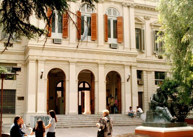 Violencia en la Facultad de Psicología de La Plata: acusaciones cruzadas entre la izquierda y los libertarios Violencia en la Facultad de Psicología de La Plata: acusaciones cruzadas entre la izquierda y los libertarios