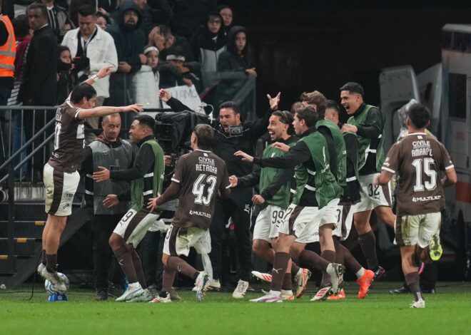 Platense sorprendió a Corinthians de la mano de Franco Zapiola y clasificó los octavos de la Copa Libertadores Platense sorprendió a Corinthians de la mano de Franco Zapiola y clasificó los octavos de la Copa Libertadores