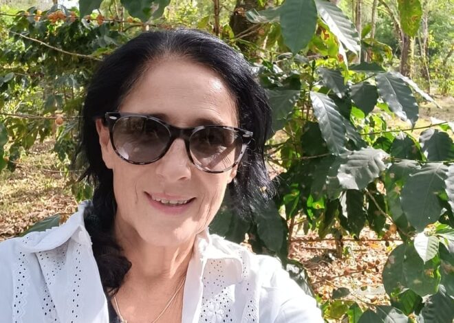 Produce un café que se había abandonado, el primero “verdadero” argentino, y ya lo vende en dos locales