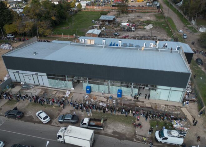 Qué puestos ofrece y cuánto paga el frigorífico que atrajo a una multitud a Moreno