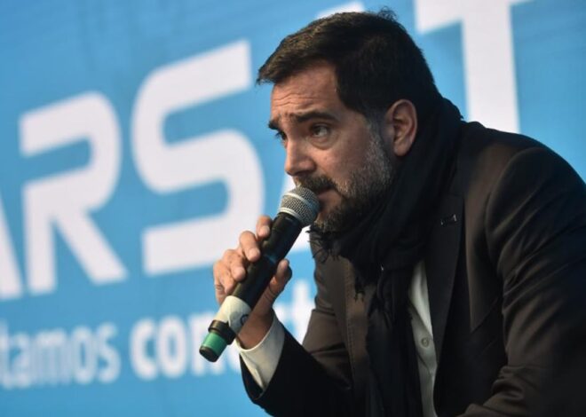 Funcionario de Milei y Alberto Fernández: hallaron más de US$2,4 millones y droga en los domicilios del extitular de Arsat y el Orsna: está detenido Funcionario de Milei y Alberto Fernández: hallaron más de US$2,4 millones y droga en los domicilios del extitular de Arsat y el Orsna: está detenido