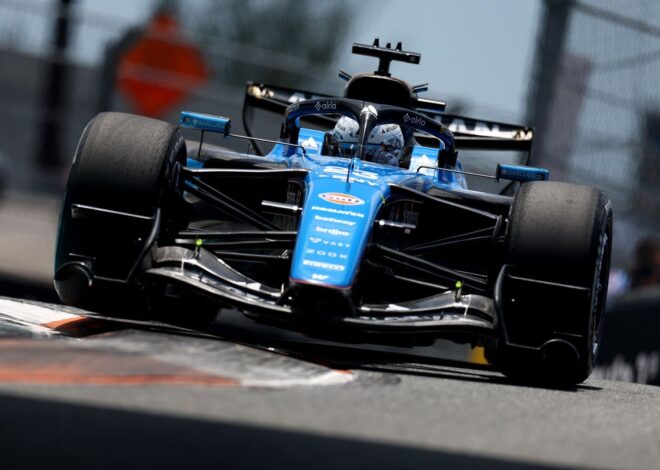 Vowles explica por qué Williams no puede solucionar el problema de sobrepeso del FW48 Vowles explica por qué Williams no puede solucionar el problema de sobrepeso del FW48