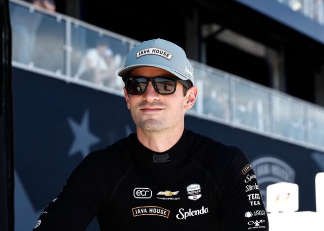 Alexander Rossi furioso después de que IndyCar lo dejara expuesto en una recta de 270 km/h