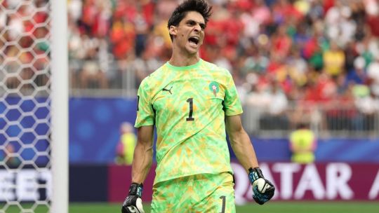 Quién es Yassine Bounou, el héroe de Marruecos que le atajó un penal a Kylian Mbappé en los cuartos de final del Mundial Quién es Yassine Bounou, el héroe de Marruecos que le atajó un penal a Kylian Mbappé en los cuartos de final del Mundial
